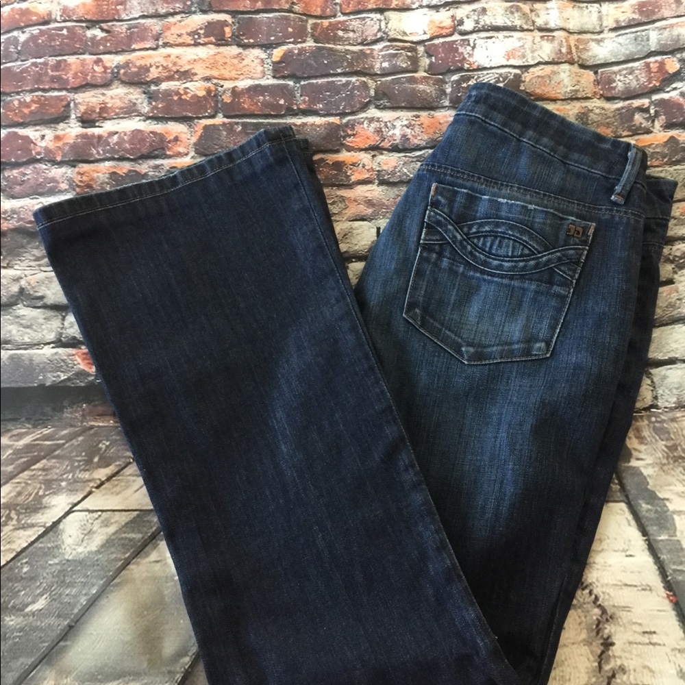 Joe’s Jeans. “The Muse”  Bootcut - Picture 4 of 8